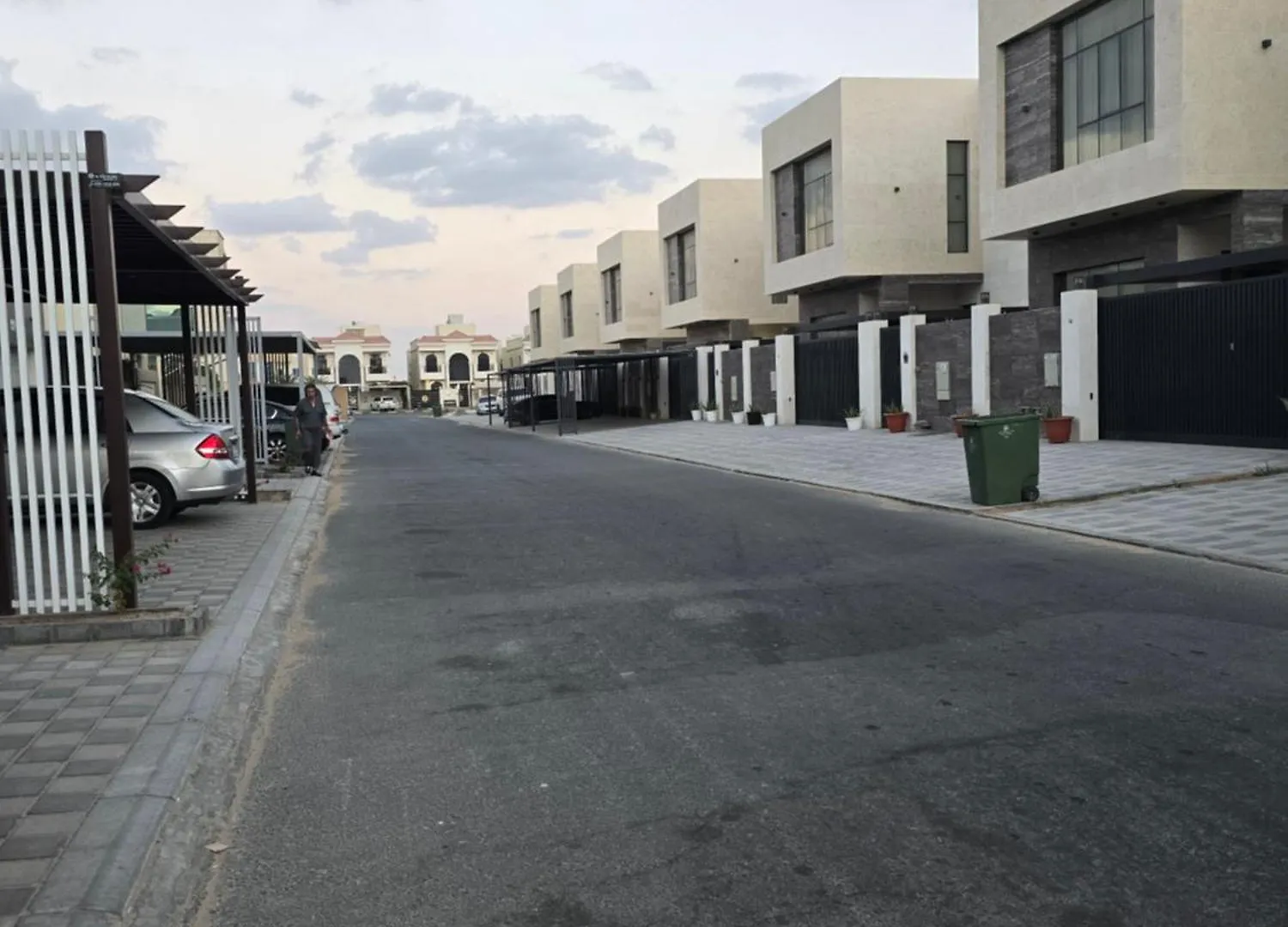Homestay Elegant Room In Luxury Villa Ajman